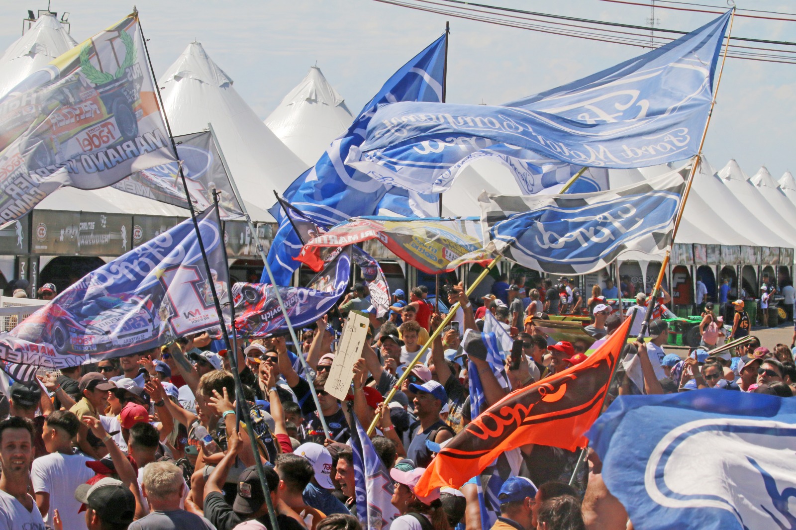 Las mejores fotos del domingo del Turismo Carretera en Viedma: WhatsApp Image 2023-02-12 at 17.46.08 (1).jpeg